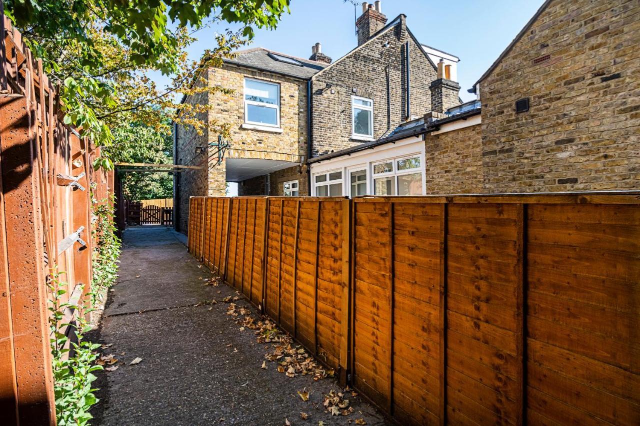 South Woodford 2 Bed En-Suite House London Exterior foto